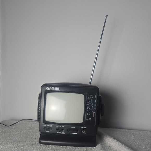 curtis Other - Vintage Curtis 5" Portable Black & White TV with AM/FM Radio